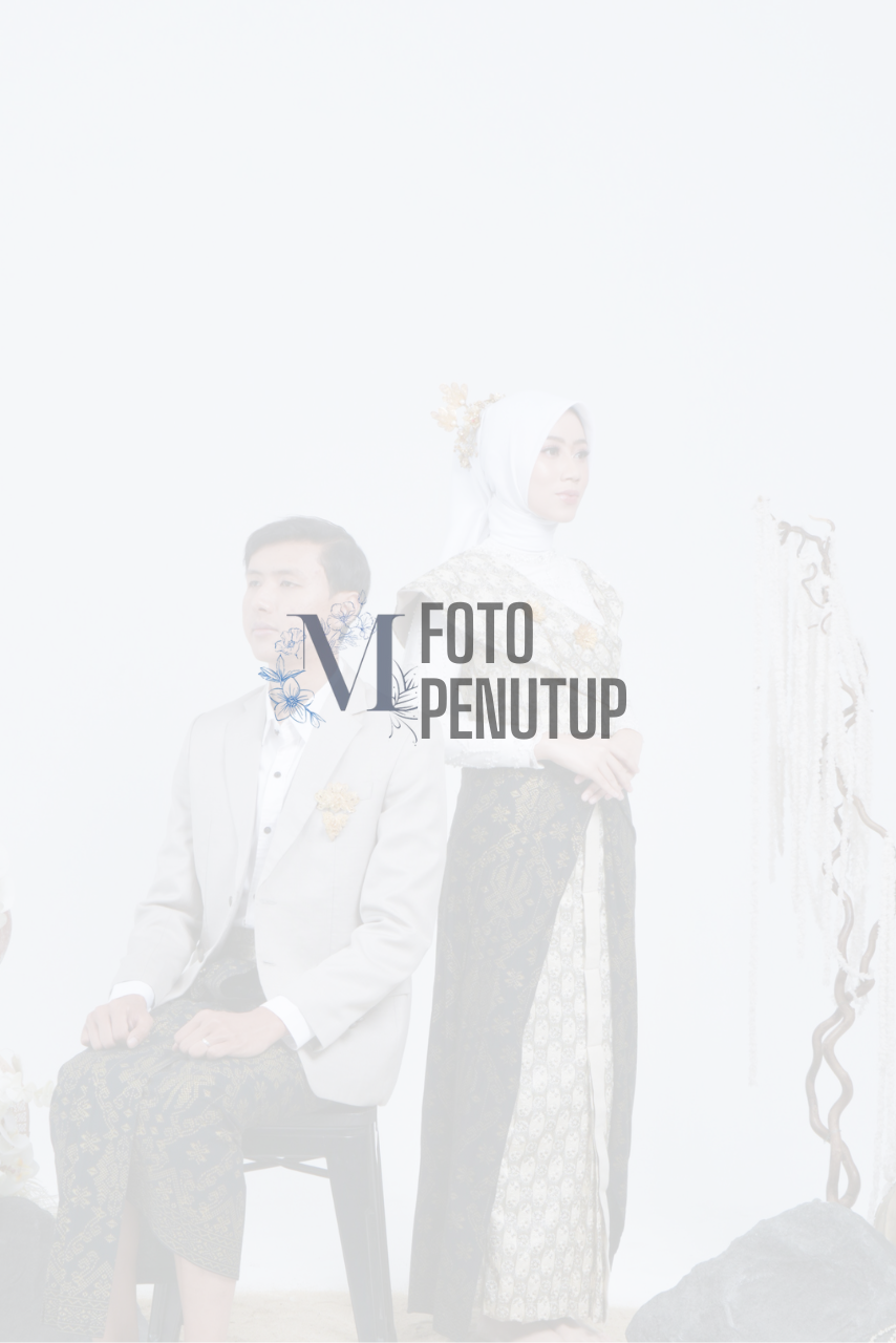 couple closing
